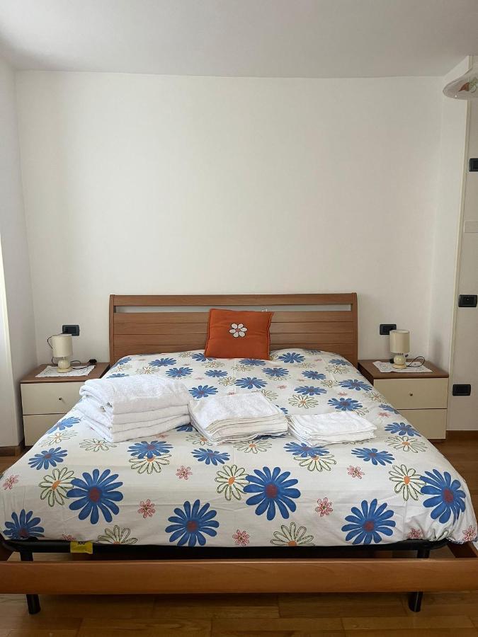 Rovere della LunaCasa Romyアパートメント エクステリア 写真